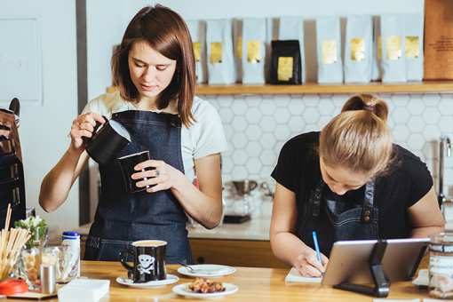 7 Coolest Coffee Shops in Indiana!