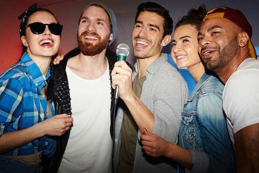 The 8 Best Karaoke Bars in Indiana!